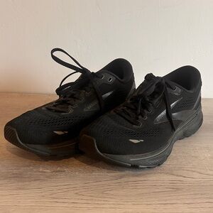 Brooks Ghost 15 Running Shoes Women’s 7.5 Black